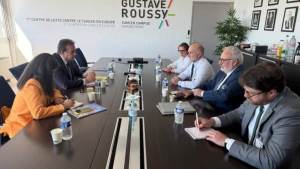 وزير الصحة يزور معهد جوستاف روسي بفرنسا للتعاون مع مستشفى دار السلام هرمل