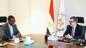 "وزير التخطيط" يبحث مع "البنك الإفريقي" آليات تمويل مبتكرة لمشروعات البنية التحتية
