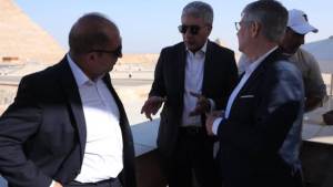 وزير السياحة يلتقي رئيس اتحاد الشركات الألمانية و10 من كبار منظمي الرحلات 