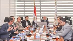 "الاستثمار" تدرس إنشاء أول مدينة نسيجية محايدة كربونيًا ببورسعيد بـ2 مليار دولار