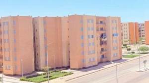 وزيرة الإسكان تتابع موقف تنفيذ المشروعات والخدمات بمدينتي قنا والمنيا الجديدتين