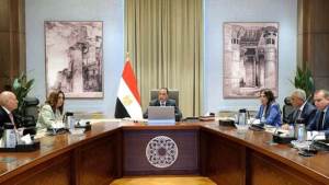 الحكومة تبدأ بخطة تشجير الطريق الدائري والمحاور والطرق الرئيسية 