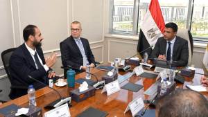 "كيكيلا بي في بي" الأوروبية تبحث إقامة مصنع لإنتاج التربة البديلة