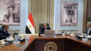 رئيس الوزراء يستعرض محاور "مسيرة الطاقة.. إنجازات وطنية وآفاق المستقبل"