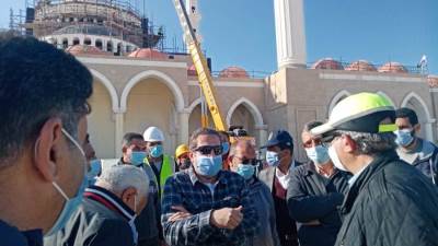 خالد عباس يتفقد مشروعات الإسكان بمدينة العلمين الجديدة (صور)