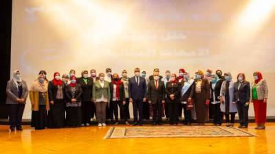 "وزير الدولة للإنتاج الحربي" يكرّم الأمهات المثاليات