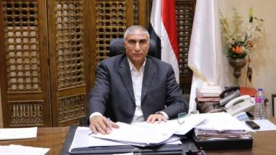 أمين غنيم: تكثيف أعمال تطوير الطرق والمحاور الرئيسية بالتجمع الأول
