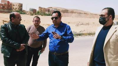 محمد مصطفى يتابع سير العمل بمنطقتي ابني بيتك 5 و7 بمدينة حدائق أكتوبر