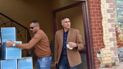 أمين غنيم يقود حملة مكبرة لضبط المخالفات ورفع الإشغالات بالتجمع الأول..(صور)