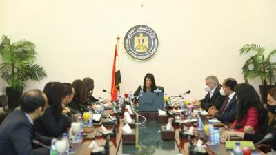 "التعاون الدولى"  تدعو القطاع الخاص لتحقيق 4 أهداف خاصة بالنساء