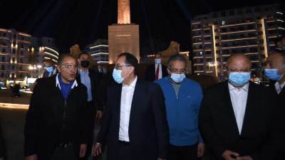 رئيس الحكومة يطمئن على الترتيبات النهائية لموكب نقل المومياوات الملكية..(صور)