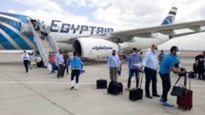 58 رحلة جوية لنقل 4665 راكبا بالمطارات المصرية اليوم