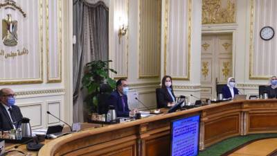 الحكومة تقر قانون تنظيم استخدام التكنولوجيا المالية في الأنشطة غير المصرفية