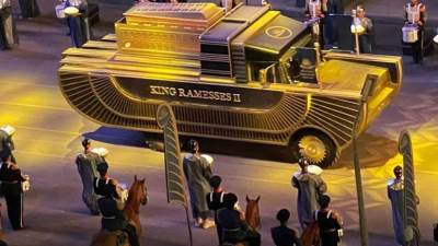 الصحف تتحدث.. موكب المومياوات يُخرج العالم عن صمته بعبارات الانبهار والإشادة