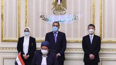 لقاح سينوفاك الصيني يدخل مرحلة التصنيع في مصر.. رئيس الوزاء يشهد توقيع الاتفاقية