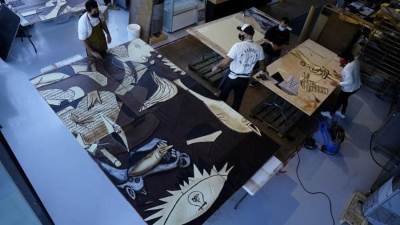 مصنوعة من «الشوكولاتة».. الحكاية الأصلية لـ«لوحة جيرنيكا» الشهيرة لبيكاسو 