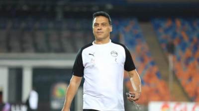 بعد إبنته.. اتحاد الكرة يعلن إصابة حسام البدري بكورونا