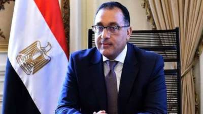مصطفى مدبولي يتابع مع وزيرة الصحة تنفيذ المنشآت الصحية بمبادرة "حياة كريمة"