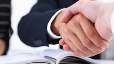 وفقًا لقانون الخدمة المدنية.. ما الأسباب التى تؤدي لانهاء خدمة الموظف؟