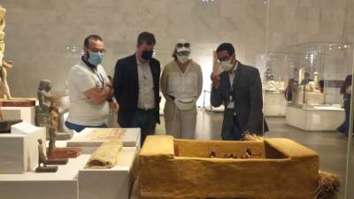 سفراء «روسيا وبلجيكا واليابان» وأسرهم يزورون متحف الحضارة