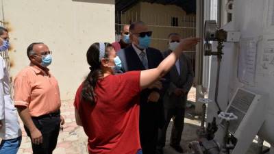 بتكلفة 17 مليون جنيه.. تفاصيل إنشاء مولد اكسجين بمستشفى الإيمان بأسيوط