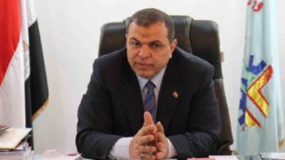 بهذا المبلغ.. «القوى العاملة» تلزم الوافدين للسعودية بإقرار عن المشتريات