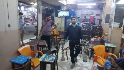 محافظة الجيزة تغلق 28 محلًا ومقهى فىي حملات موسعة بهذه المناطق