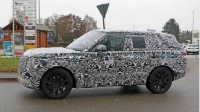 صانعة السيارات البريطانية تستعد لطرح عن لاند روفر رينج روفر 2022