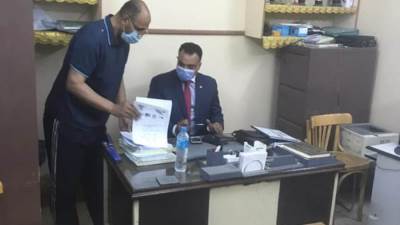 فى أول جولاته.. وكيل «الشباب والرياضة بأسيوط» يحيل العاملين بمركز درنكه للتحقيق 