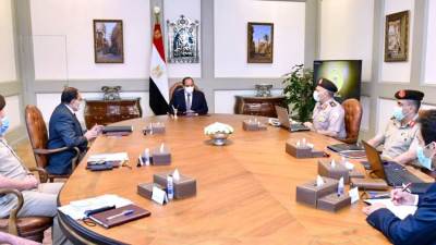 الرئيس يوجه بالتوسع التدريجي في إنشاء وتطوير الطرق والمحاور الرئيسية