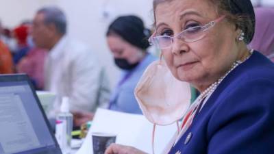 عضو لجنة «صحة النواب» تحذر من خطورة الإفراط في تناول المضادات الحيوية