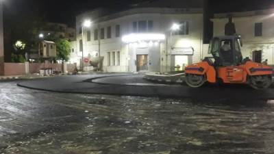 محافظ أسيوط يستعرض استكمال أعمال خطة الرصف بجميع أنحاء المحافظة