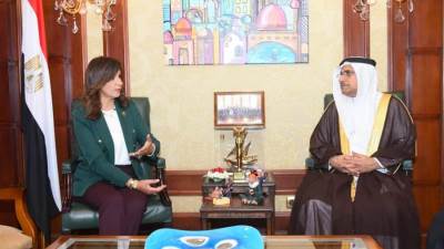 وزيرة الهجرة ورئيس البرلمان العربي يتفقان على إقامة مؤتمر ثقافي