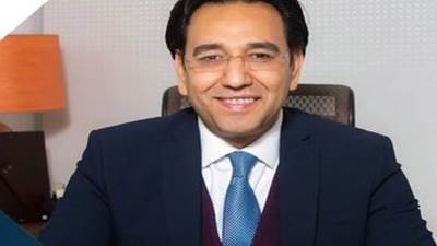 النائب أيمن محسب يطالب الحكومة بخطة للقضاء على الأمية الرقمية