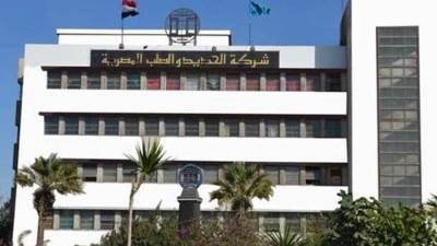 «الحديد والصلب» تغلق أبوابها رسميًا.. وهجوم لاذع على وزير قطاع الأعمال