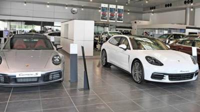 قرار صادم للتنمية المحلية بشأن منح تراخيص جديدة لمعارض السيارات 