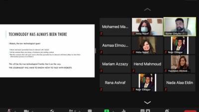 أساتذة برشلونة يلقون محاضرات في «الإعلام الرقمي» لطلاب أكاديمية العلوم والتكنولوجيا (صور)