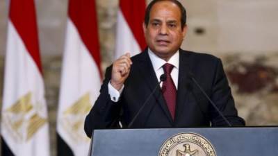 السيسي يشدد على ضرورة استئناف المفاوضات المباشرة بين الفلسطينيين والإسرائيليين