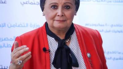 برلمانية: إنتاج لقاح سينوفاك يوفر نفقات الاستيراد.. ونحتاج 65 مليون جرعة