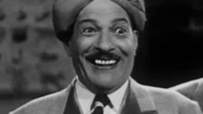 20 ألف هتفوا باسمه.. قصة مباراة حضرها نجيب الريحاني للبرازيل وانتهت بمعركة