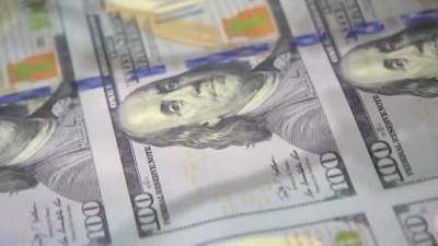 تحويلات المصريين بالخارج ترتفع إلى 1.8 مليار دولار في 9 أشهر