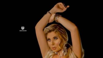 اللبنانية نانيتا تستعد لإطلاق أغنيتها الجديدة «يلا بره»