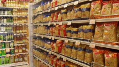 هل يرفع اتحاد الغرف التجارية أسعار 90 سلعة بالأسواق؟.. الحكومة ترد