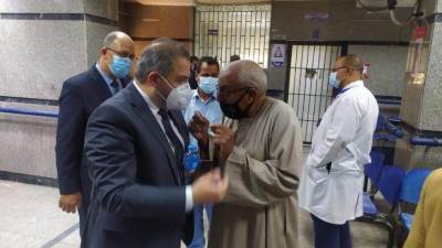 جولات ميدانية لوضع اللمسات النهائية لـ «التأمين الصحى الشامل» بالأقصر