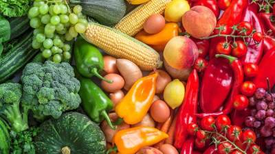 كيف تغيرت أسعار الخضراوات والفاكهة اليوم الثلاثاء ؟