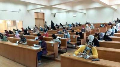 هل يحرم طالب الجامعة من الامتحانات حال عدم سداد المصروفات؟.. الحكومة ترد