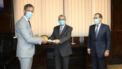 مصر تتسلم التقرير النهائي لدراسة إنشاء مشروع لإنتاج الهيدروجين الأخضر