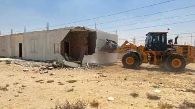 جهاز القاهرة الجديدة يسترد 9 أفدنة شمال طريق العين السخنة