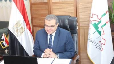 وزير القوى العاملة يوافق على تعيين 549 شاباً ببورسعيد