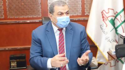 صرف 6 ملايين جنيه منحة عيد العمال لـ 12248 عاملاً بالجيزة